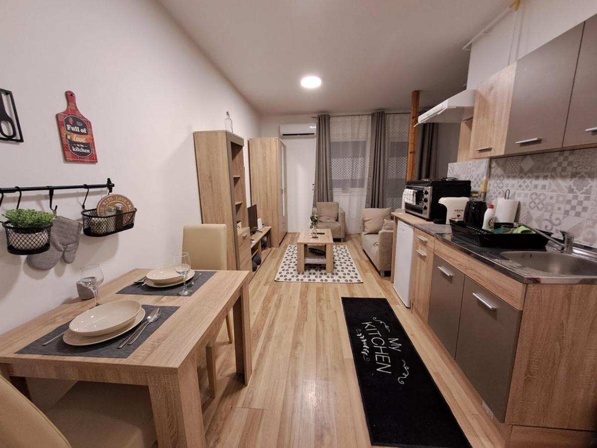 Sweet Apartment スボティツァ エクステリア 写真